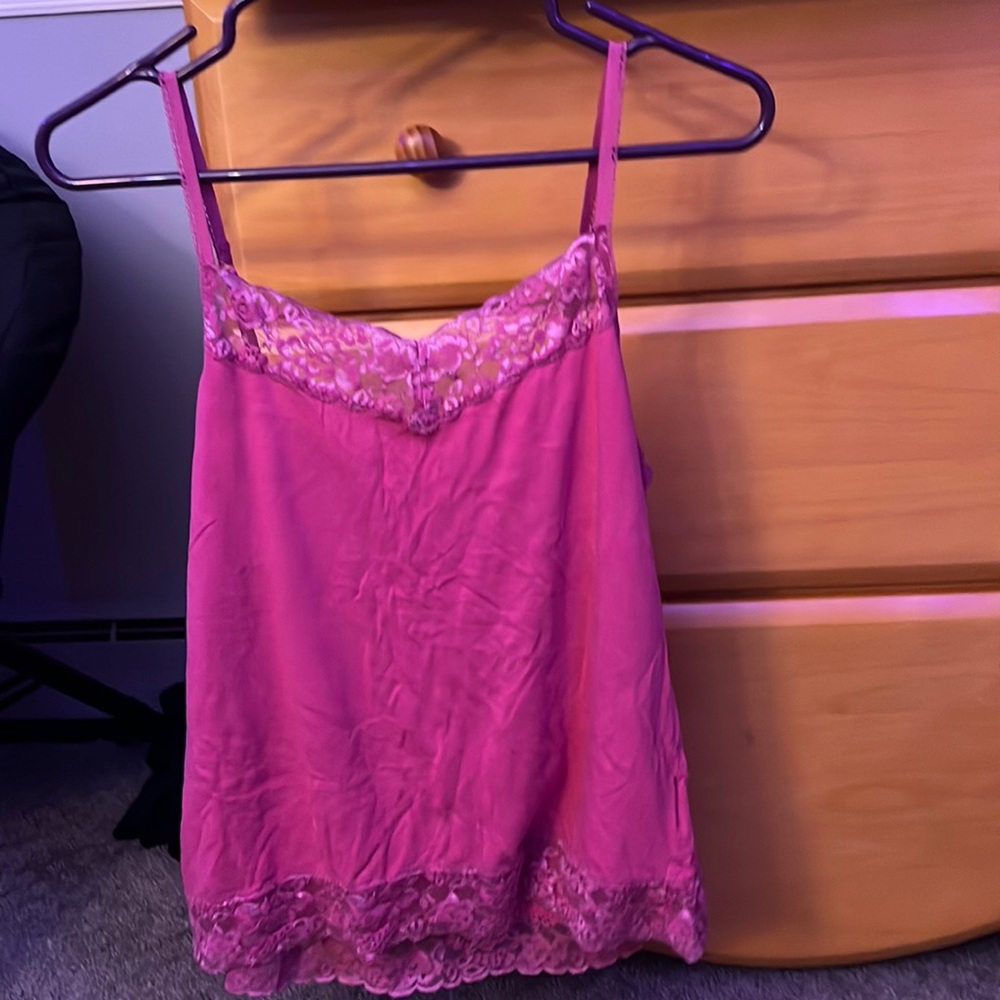 Elle lace tank top made out of cotton size medium